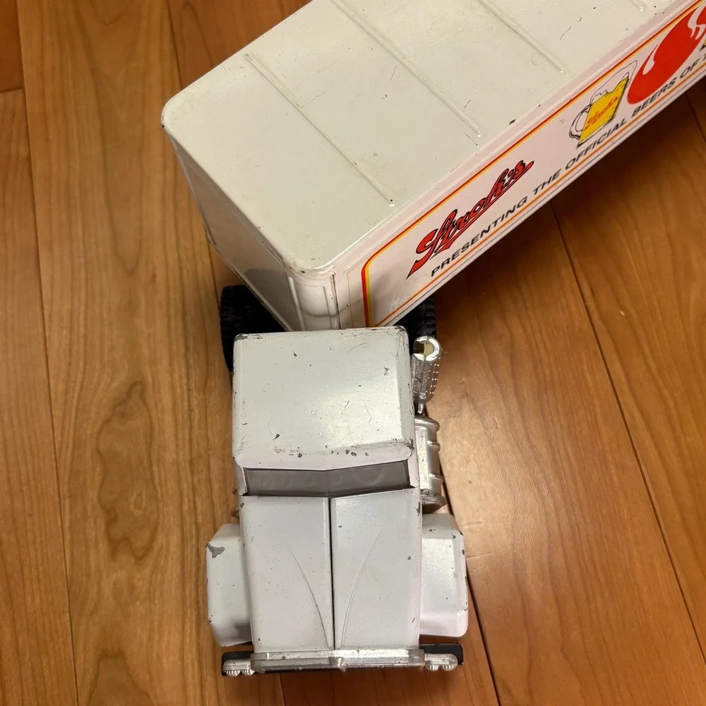 ERTL Stroh's / Stroh Light Beer Semi Truck – Broken Exhaust – 19